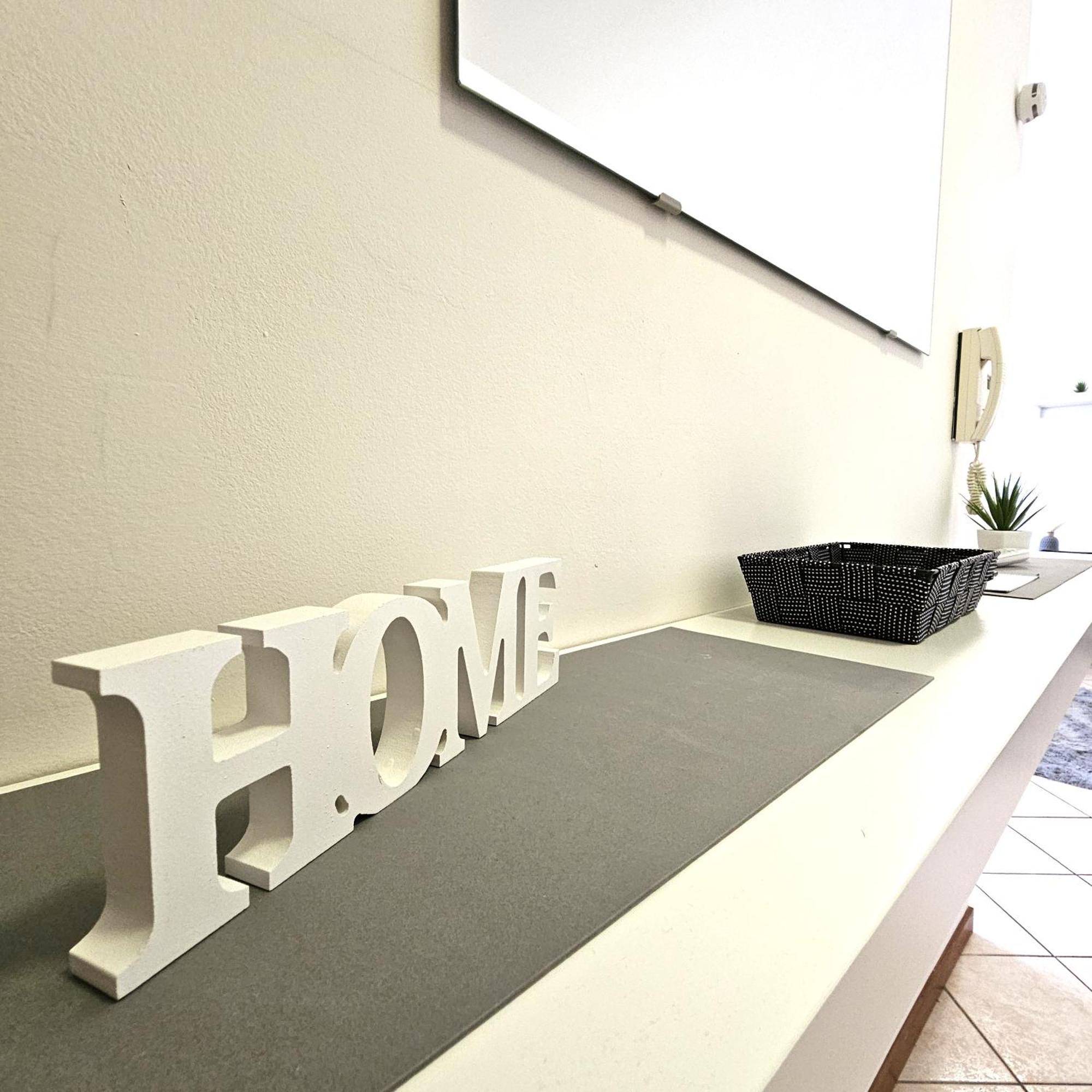 Appartamento Moderno Gallarate Luaran gambar