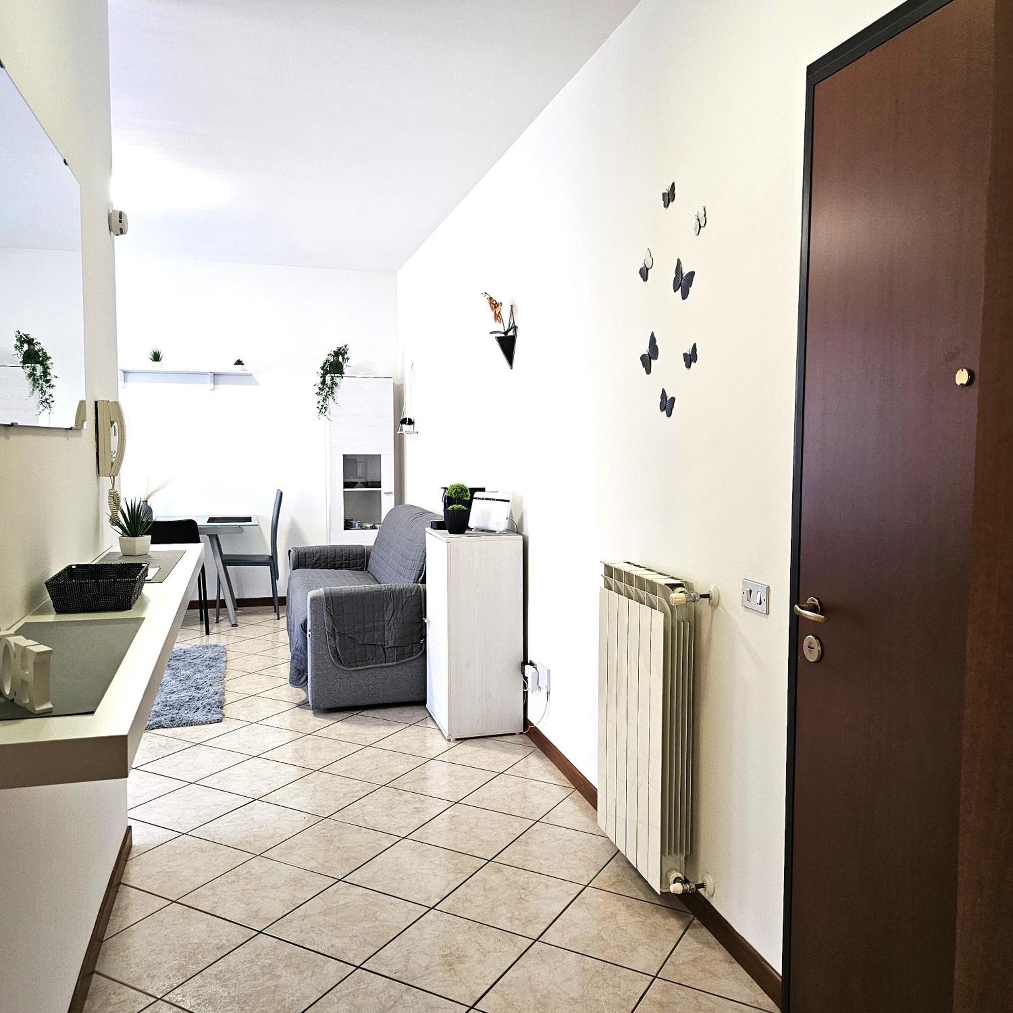 Appartamento Moderno Gallarate Luaran gambar
