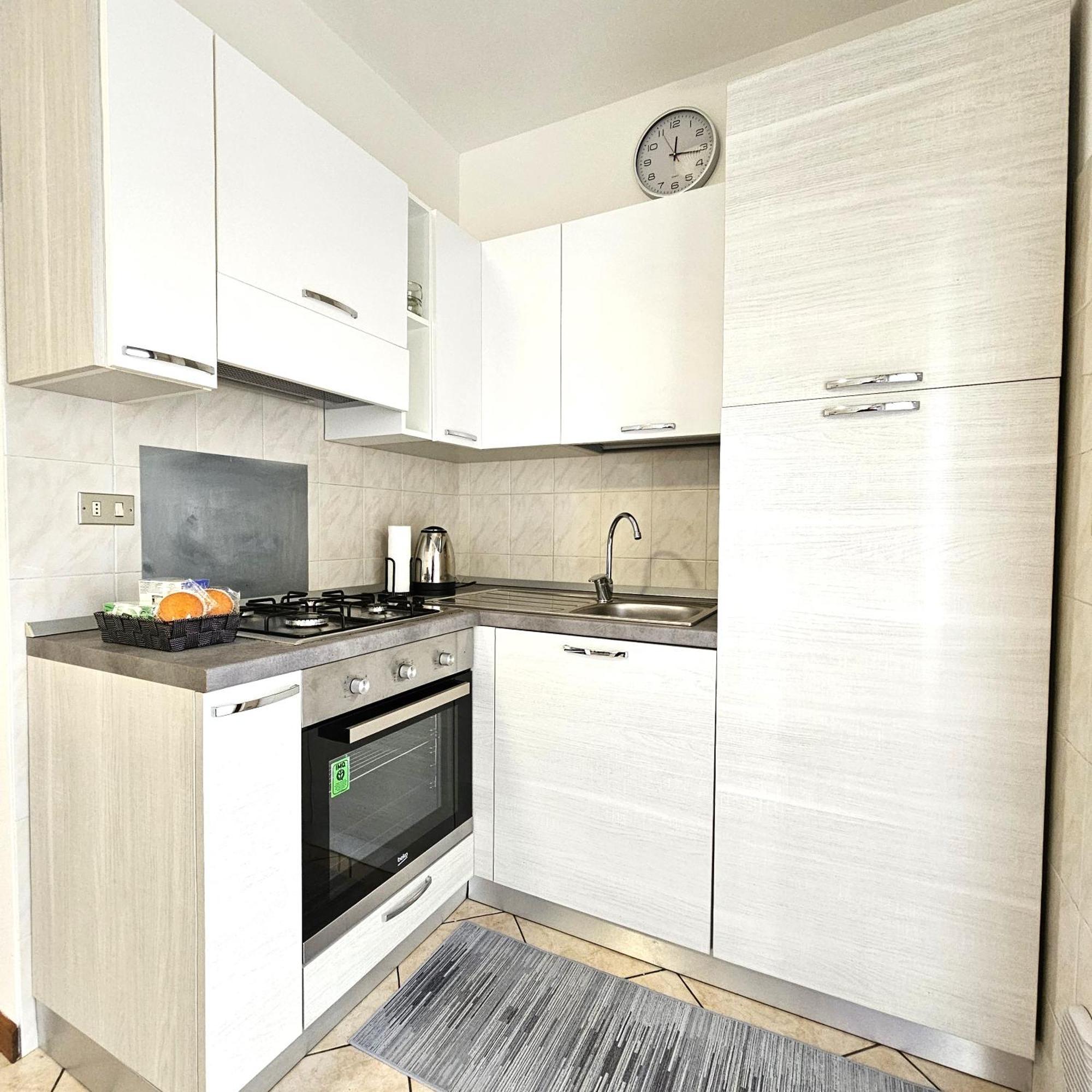 Appartamento Moderno Gallarate Luaran gambar
